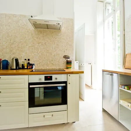 Chateau Berard Guest house 4*